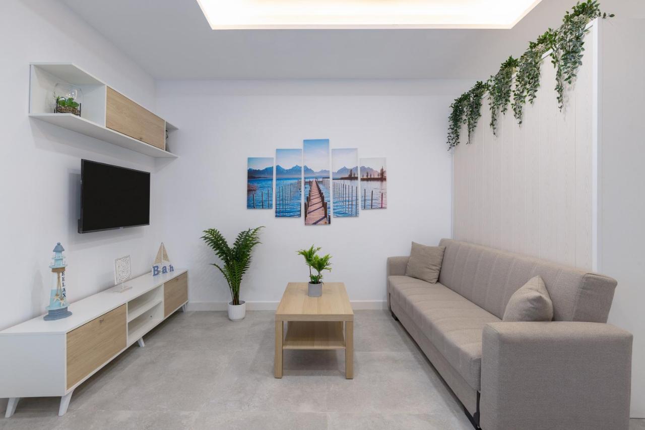Victoria'S Apartamentos Малага Экстерьер фото