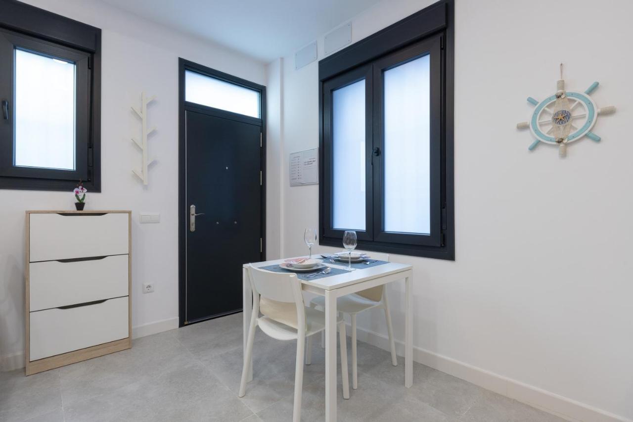 Victoria'S Apartamentos Малага Экстерьер фото