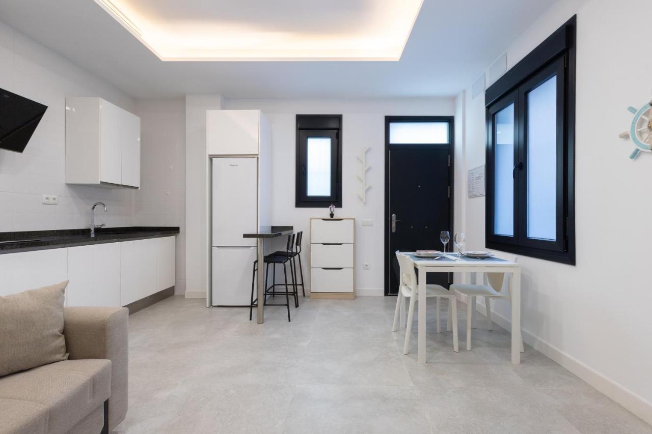 Victoria'S Apartamentos Малага Экстерьер фото