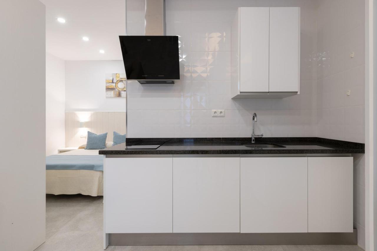 Victoria'S Apartamentos Малага Экстерьер фото