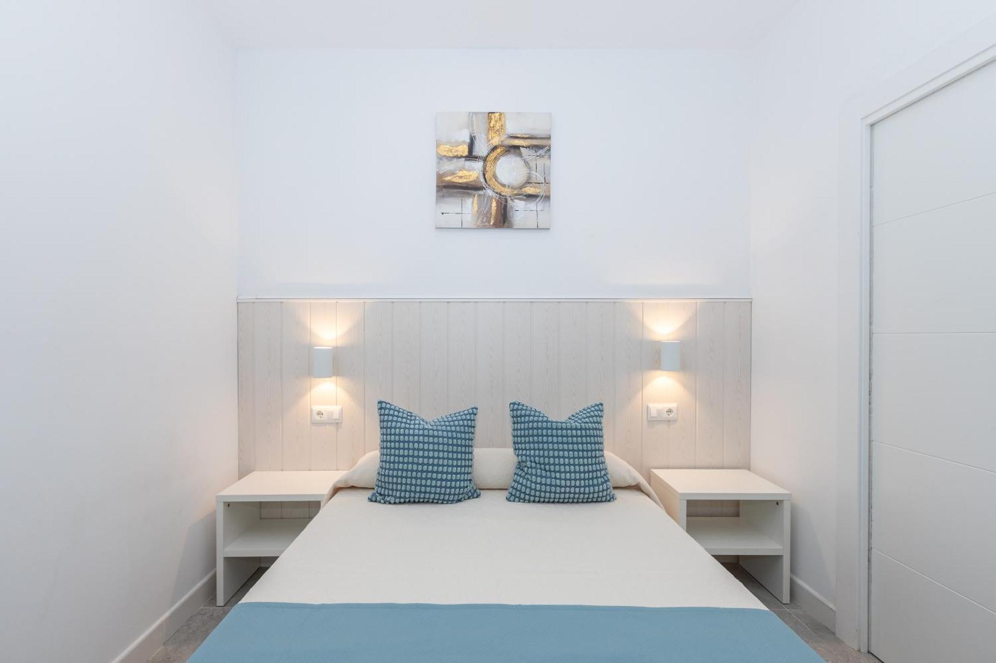Victoria'S Apartamentos Малага Экстерьер фото